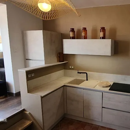 Stellahome - Sur Les Toits Apartment *